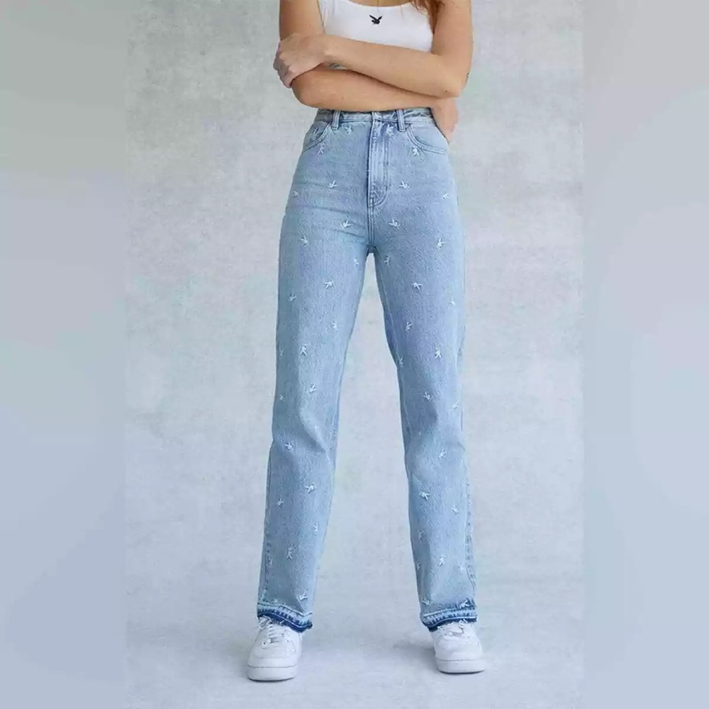 ❀ Playboy By PacSun Raining Bunnies '90s Boyfriend Jeans❀